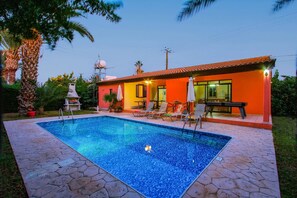 Villa Poppy image