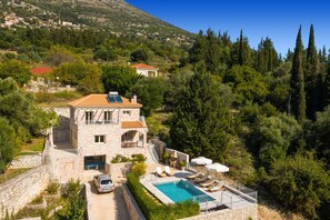 Villa Miranda Elis image