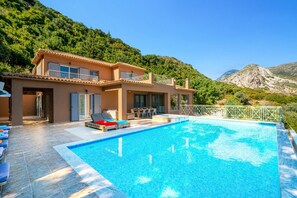 Villa Orchidea image