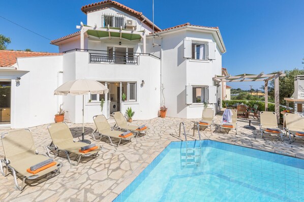 Villa Olympian image