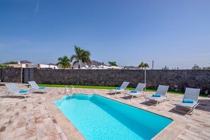 Villa La Nueva image
