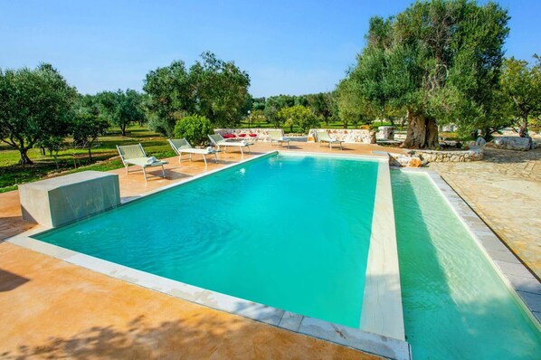 Villa La Pagghiara image