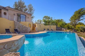 Villa Colombes image