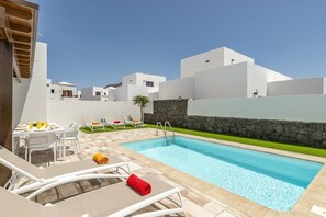 Villa Naomi image