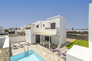 Villa Omura image