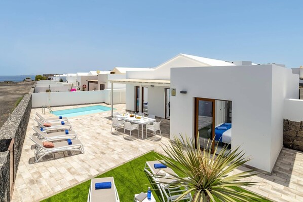 Villa Montane image