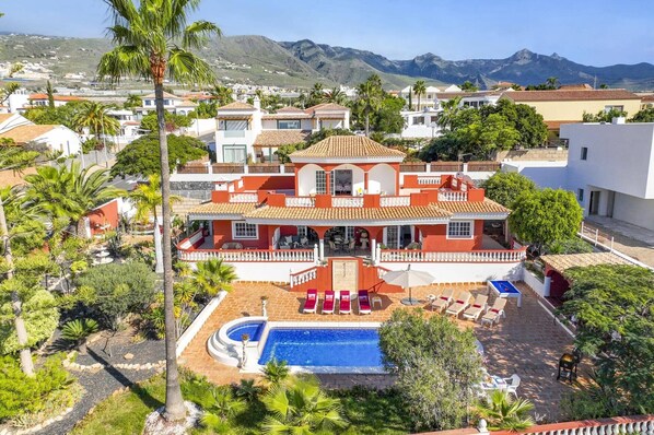 Villa Oleada image