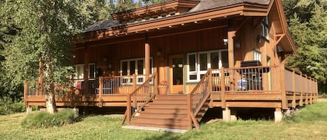 Cabin from front lawn