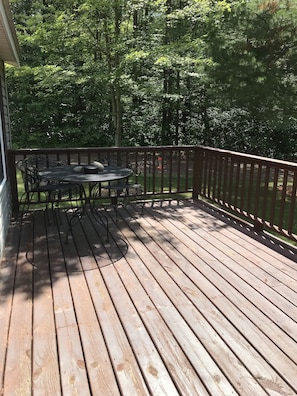 Deck with patio seating
