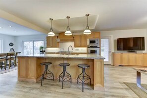 Kitchen island and TV