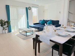 Living-dining