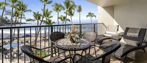 Lawn Chairs on the lanai with amazing panoramic ocean views