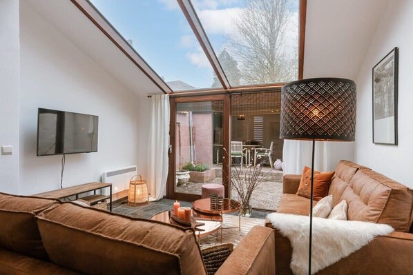 Bright livingroom