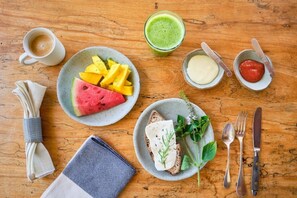 Breakfast meal