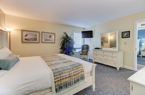 1615 Lake Park Blvd S Unit 312-print-015-024-Bedroom 1-4200x2760-300dpi