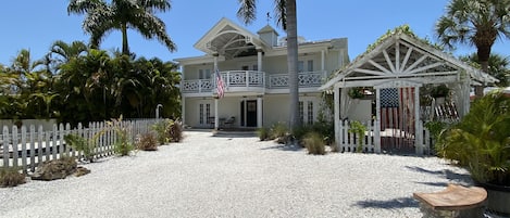 The Gables by AMIBeachClub - visit the AMIBeachClub website for all reviews and virtual tour