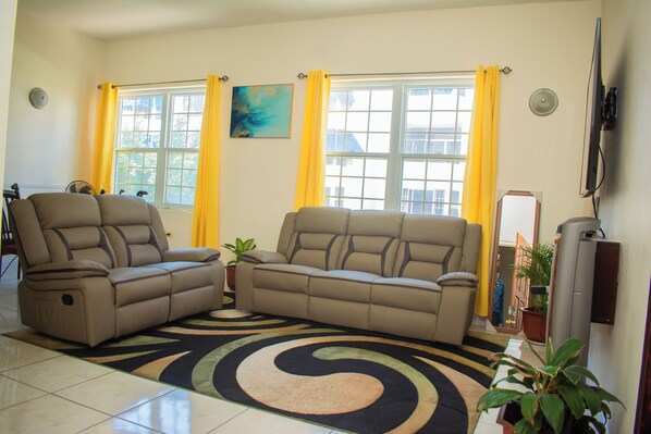 Living Room 🛋 