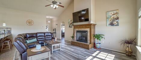 Bentonville Vacation Rental | 4BR | 2BA | 1,850 Sq Ft | Stairs Required