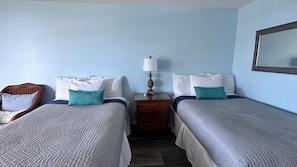 2 full bed and can be pushed to make a deluxe king.