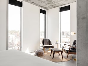 Unit w/ King size bed