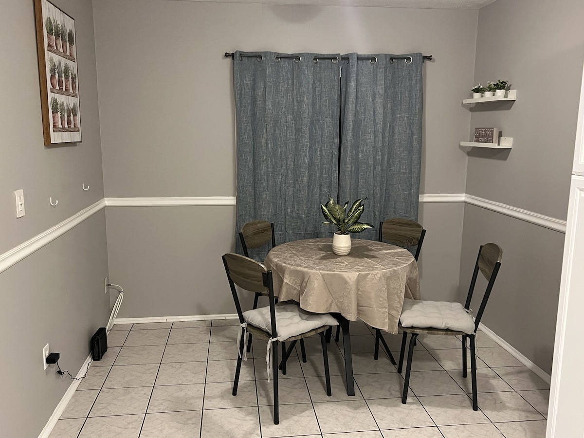 Lovely 2bdr condo