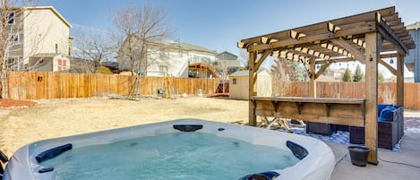 Monument Vacation Rental | 4BR | 2.5BA | 3,100 Sq Ft | 2 Steps to Enter