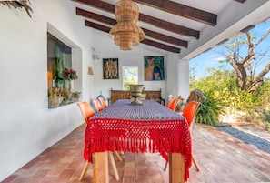 Outdoor dining