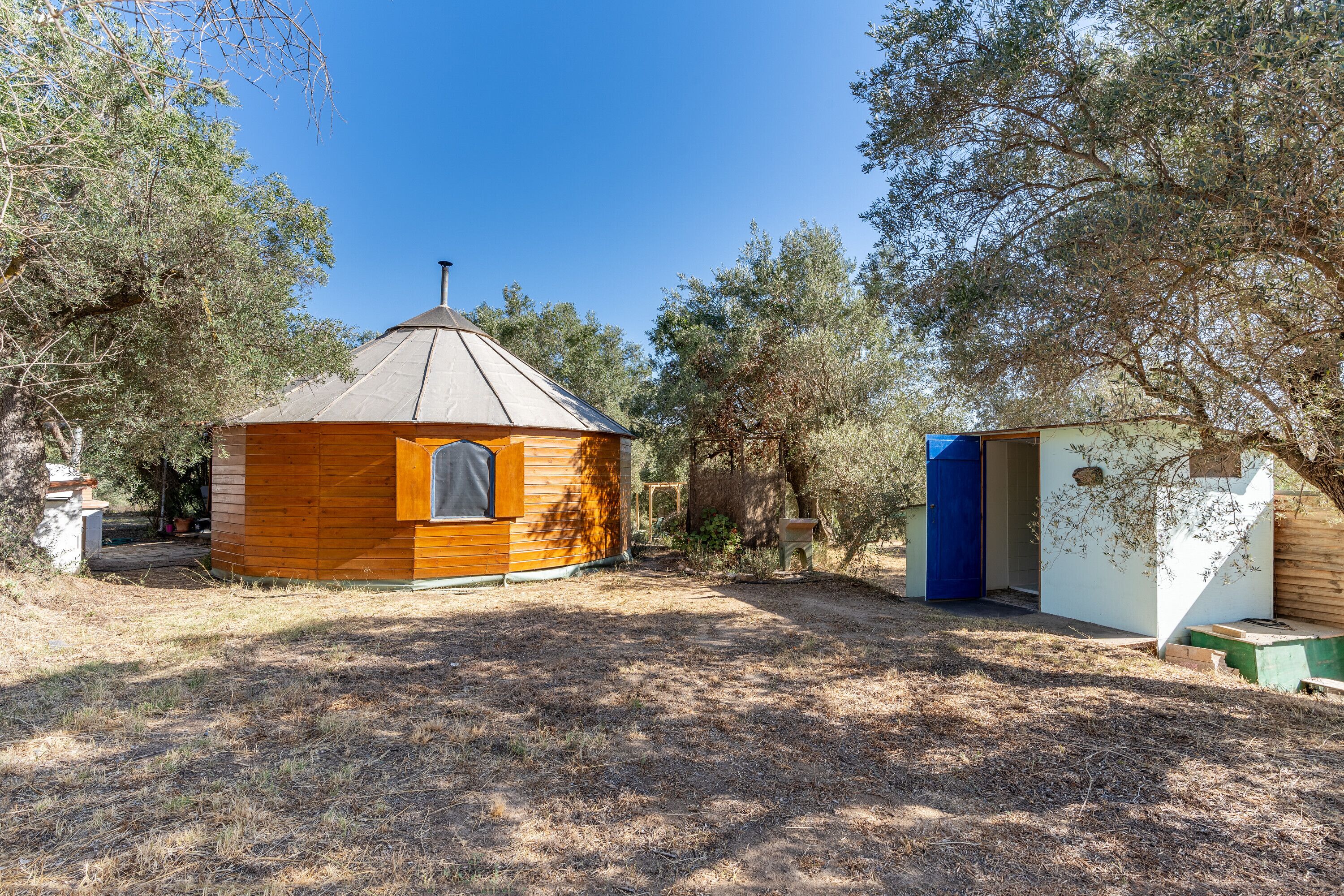 ◆YURT◆ Petit Poiv [YB327_CC] The Pink Pony Yurt #1 - Yurts for Rent in New Cuyama