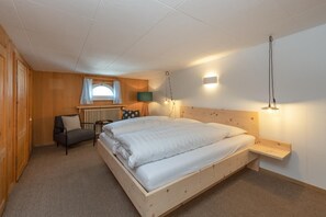 Bed room 4