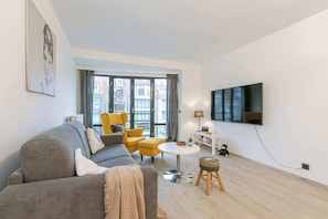Spacious living room with sofa bed