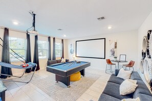 Spielezimmer