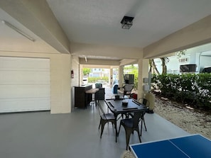 Outdoor dining