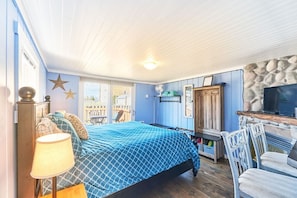 Beachside Bungalow - King bed