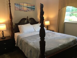 Queen Bedroom