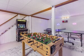 Spielezimmer