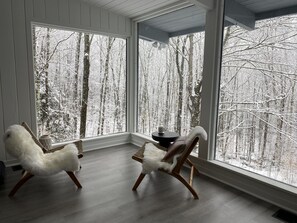Chill in the treetops