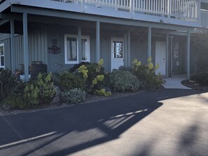 Front parking and entrance to unit 