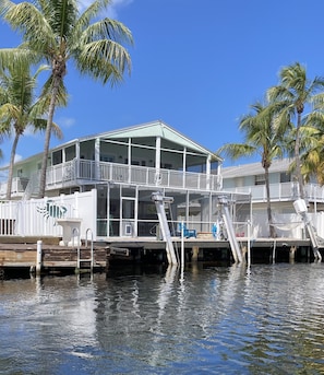 Canal View and Boat Lifts