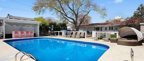 Heated pool open late April to mid October!