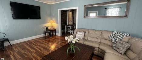 Spacious living room with smart TV - Netflix, Hulu, and Disney+ included!