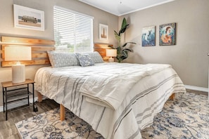 Downstairs bedroom - King bed