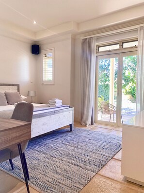 Bedroom 2 - Ground Floor - Queen Bed, Desk, Courtyard View & Access