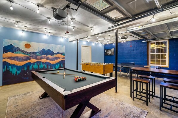 Spielezimmer