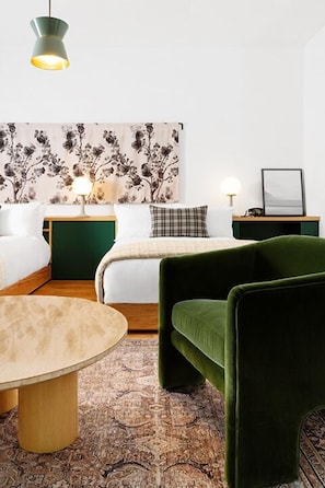 Unit w/ double size beds