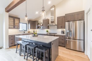 Fully Stocked Kitchen - Gourmet Style, Modern and Rustic with High-End Appliances, a Kitchen Island, and Seating (2nd Floor)