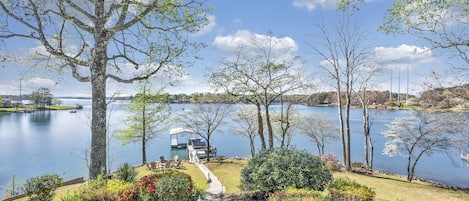 Expansive views of Lake Keowee from the back deck