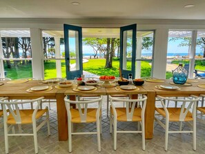 Dining views