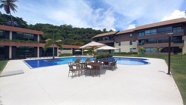 Utomhuspool
