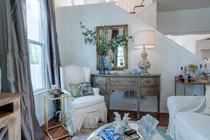 Living room with comfy seating for all