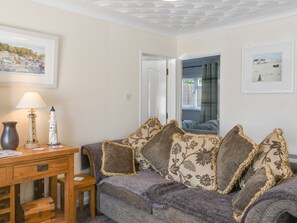 Living room | The Batch, Padstow